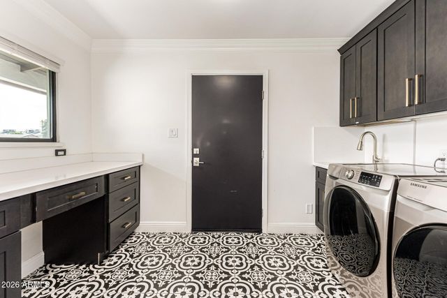 7906 E KIMSEY Lane, Scottsdale, AZ 85257