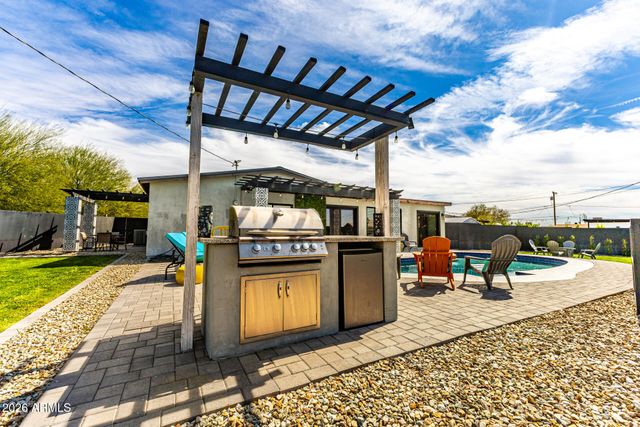 7906 E KIMSEY Lane, Scottsdale, AZ 85257