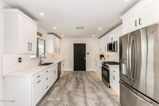 7906 E KIMSEY Lane, Scottsdale, AZ 85257