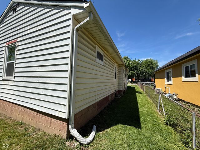 1525 Comer Avenue, Indianapolis, IN 46203