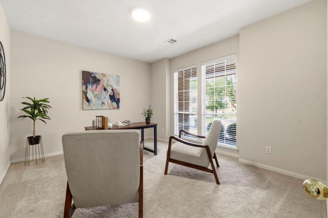 139 E Mirror Ridge Circle, The Woodlands, TX 77382