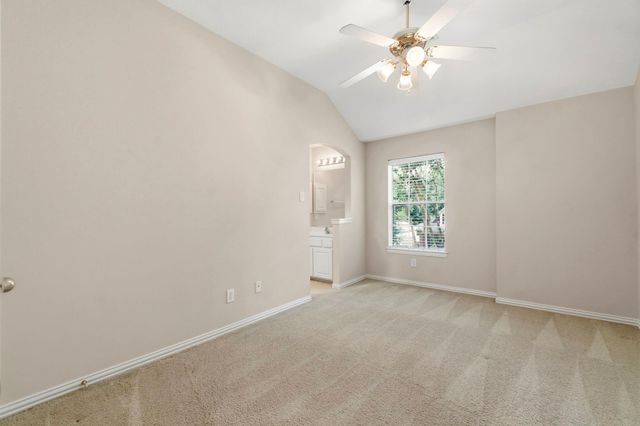 139 E Mirror Ridge Circle, The Woodlands, TX 77382