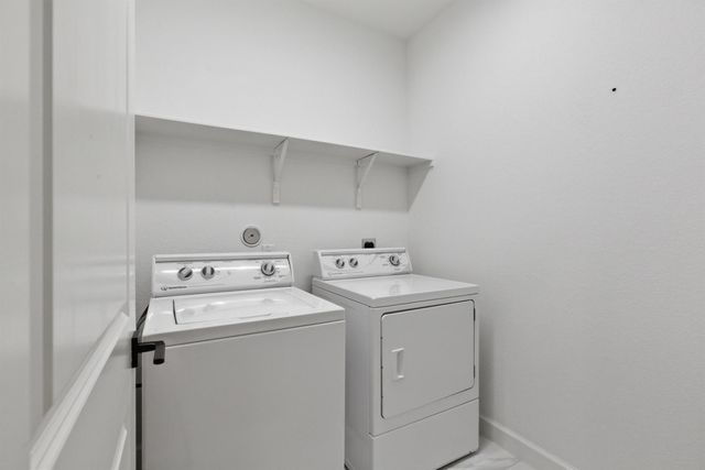 2151 Creekside Breeze Drive, Missouri City, TX 77459