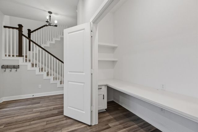 2151 Creekside Breeze Drive, Missouri City, TX 77459