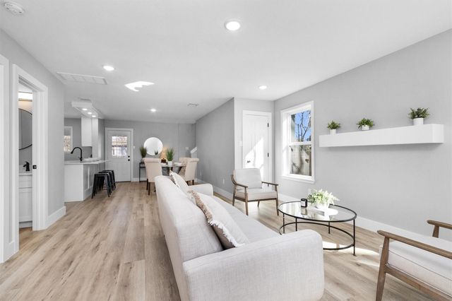 5733 Howell Street, Houston, TX 77032