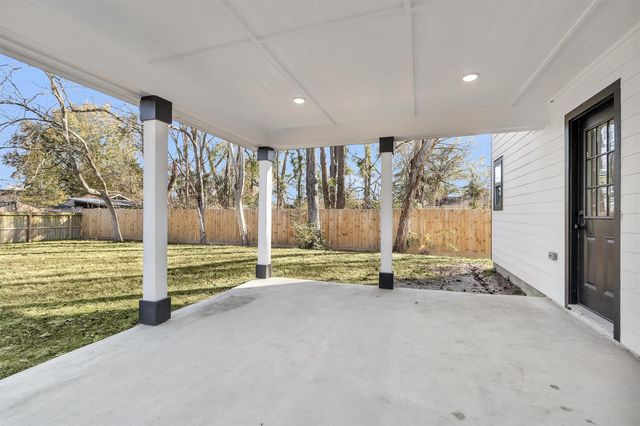 5733 Howell Street, Houston, TX 77032