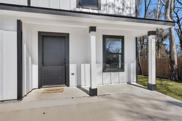 5733 Howell Street, Houston, TX 77032