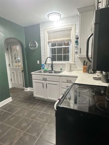 333 E Maitland Ln, Neshannock Twp, PA 16105