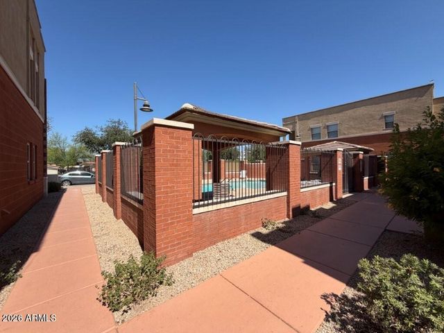 555 W 6TH Street, Tempe, AZ 85281