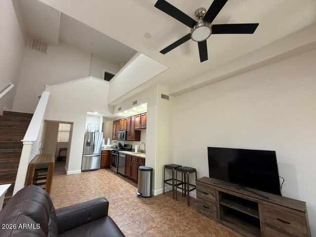 555 W 6TH Street, Tempe, AZ 85281