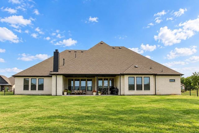 4009 Twin Hills Court, Joshua, TX 76058