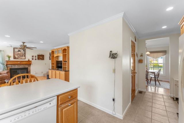 99 James Avenue, Burlington, VT 05408