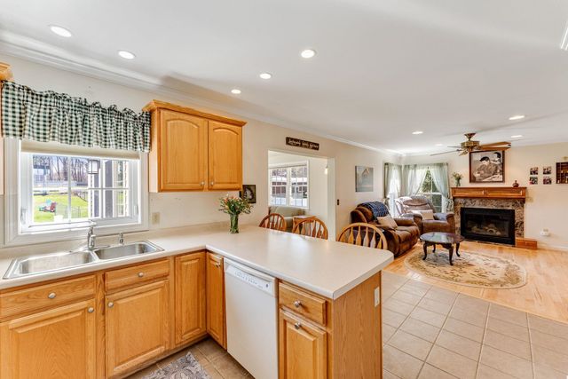 99 James Avenue, Burlington, VT 05408