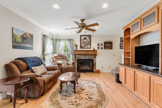 99 James Avenue, Burlington, VT 05408