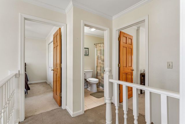 99 James Avenue, Burlington, VT 05408