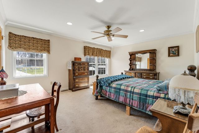99 James Avenue, Burlington, VT 05408