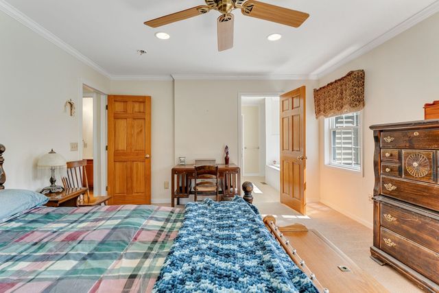 99 James Avenue, Burlington, VT 05408
