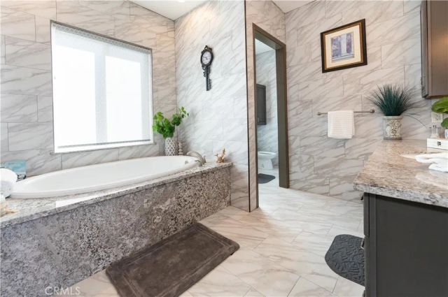 26045 Lucille Circle, Murrieta, CA 92562