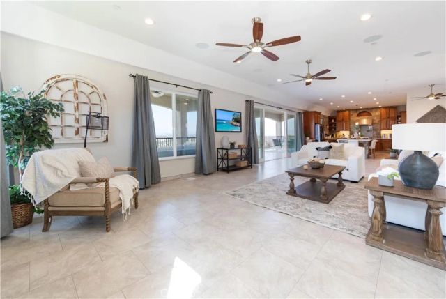 26045 Lucille Circle, Murrieta, CA 92562