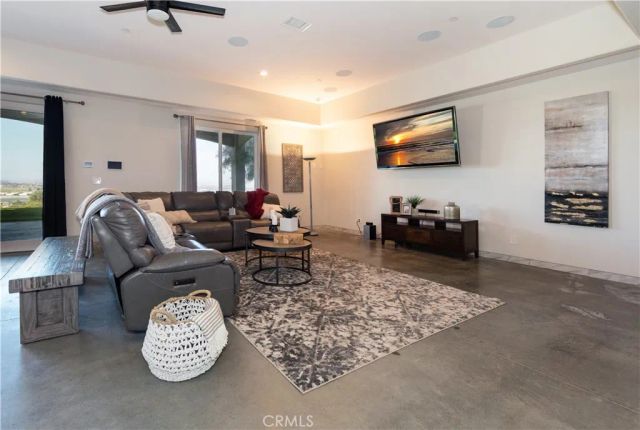 26045 Lucille Circle, Murrieta, CA 92562