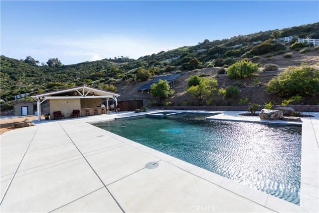 26045 Lucille Circle, Murrieta, CA 92562