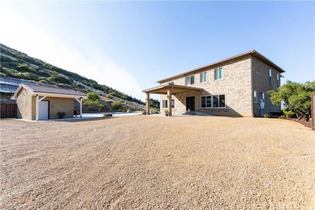 26045 Lucille Circle, Murrieta, CA 92562