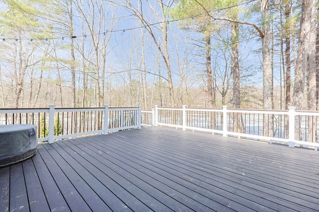 55 Northbridge Road, Mendon, MA 01756