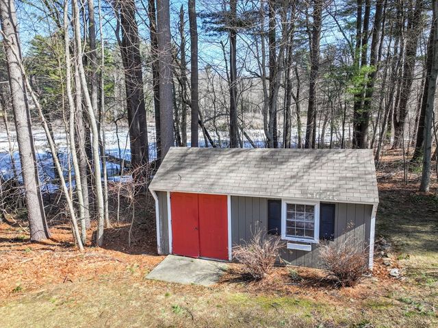 55 Northbridge Road, Mendon, MA 01756