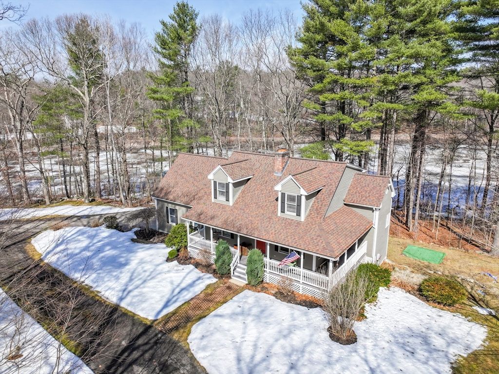 55 Northbridge Road, Mendon, MA 01756