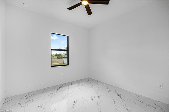 1633 NW 31st PL, Cape Coral, FL 33993