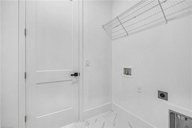 1633 NW 31st PL, Cape Coral, FL 33993