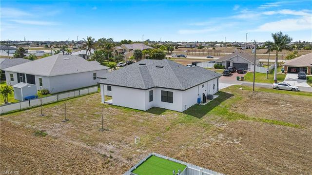 1633 NW 31st PL, Cape Coral, FL 33993