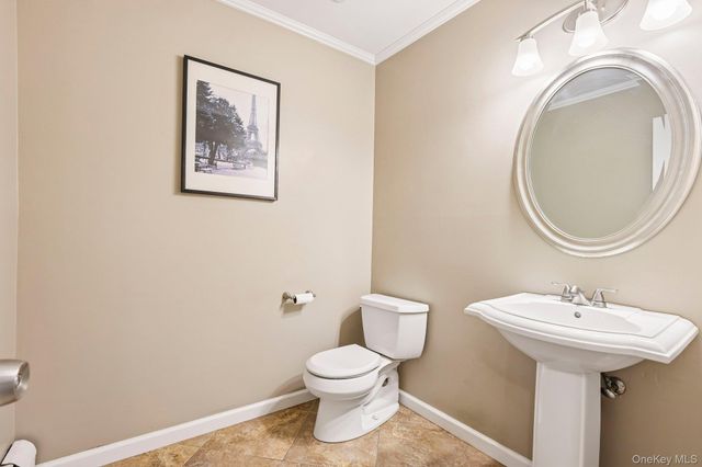 34 Glenside Drive, New City, NY 10956