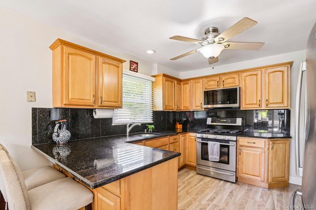34 Glenside Drive, New City, NY 10956