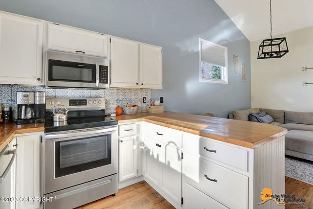 18831 Sarichef Loop, Eagle River, AK 99577