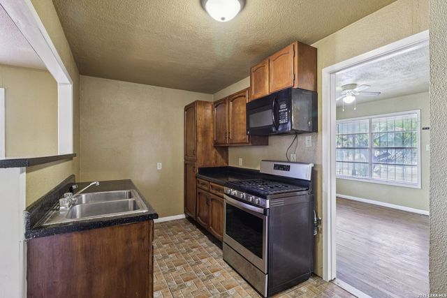 1024 Patton, San Antonio, TX 78237