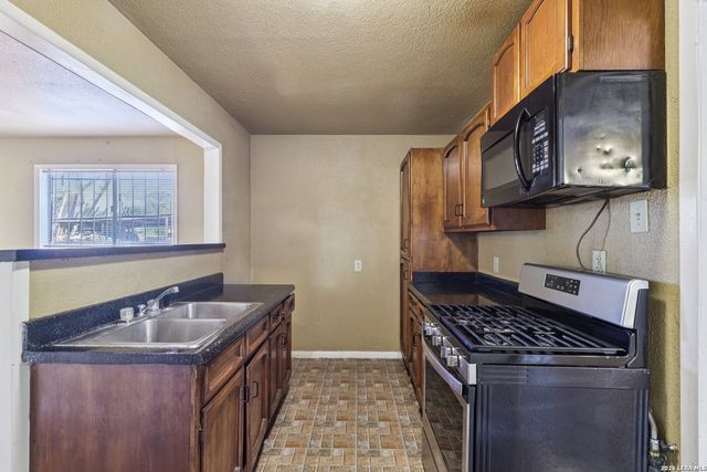 1024 Patton, San Antonio, TX 78237