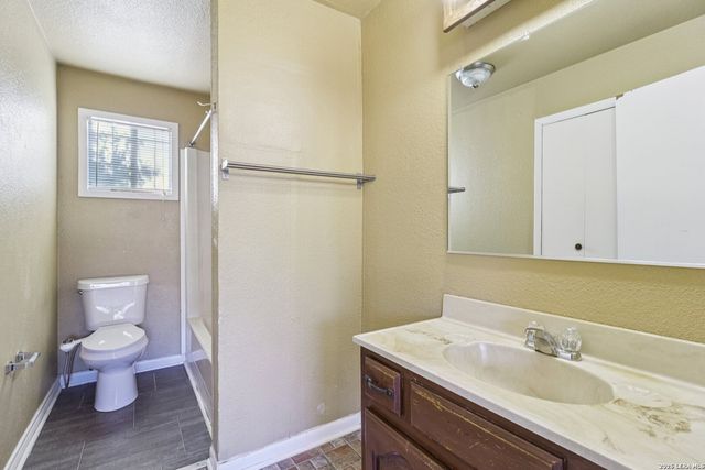 1024 Patton, San Antonio, TX 78237