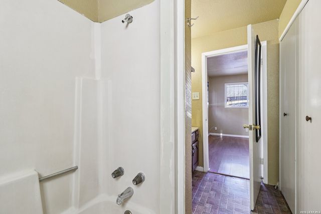 1024 Patton, San Antonio, TX 78237