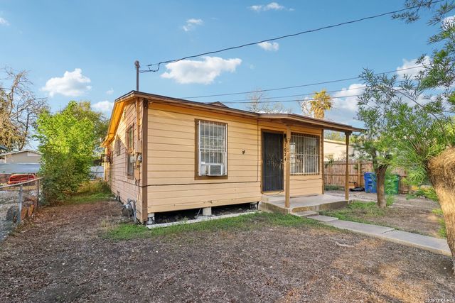 1024 Patton, San Antonio, TX 78237