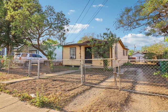 1024 Patton, San Antonio, TX 78237