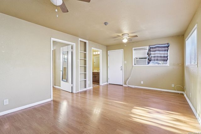 1024 Patton, San Antonio, TX 78237