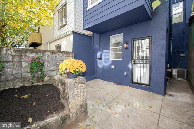 1825 TITAN ST, Philadelphia, PA 19146