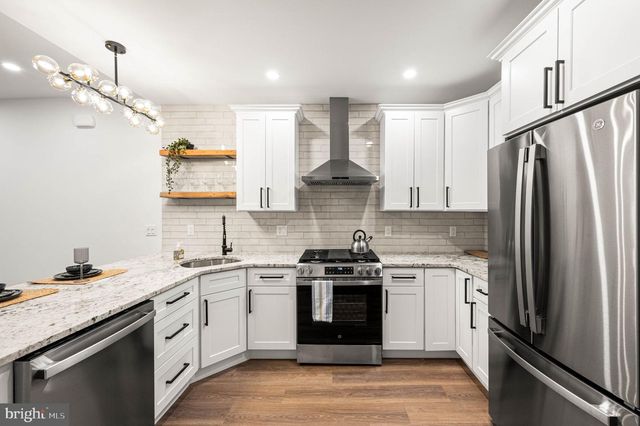 1825 TITAN ST, Philadelphia, PA 19146