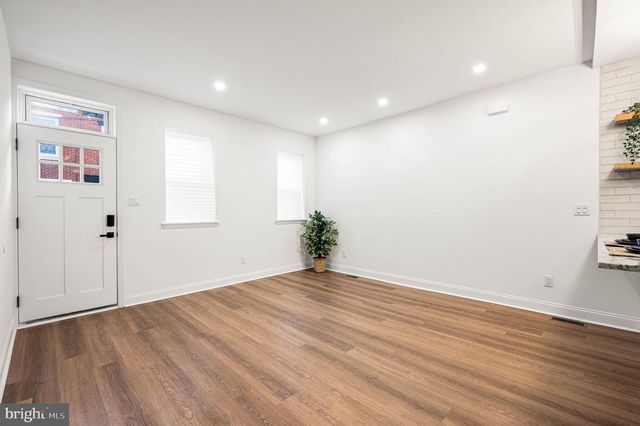 1825 TITAN ST, Philadelphia, PA 19146