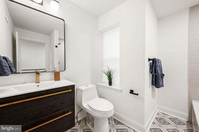 1825 TITAN ST, Philadelphia, PA 19146