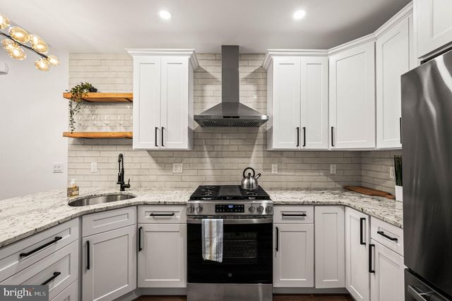 1825 TITAN ST, Philadelphia, PA 19146