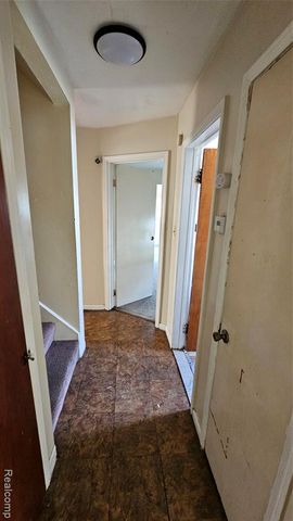 6303 Grandmont Avenue, Detroit, MI 48228