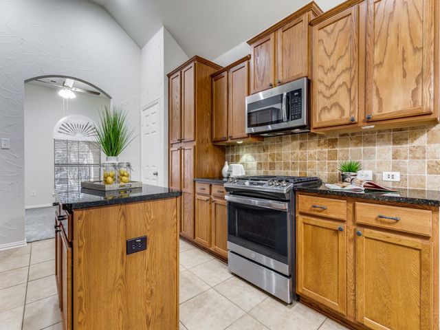 4849 Aidan Court, Fort Worth, TX 76244