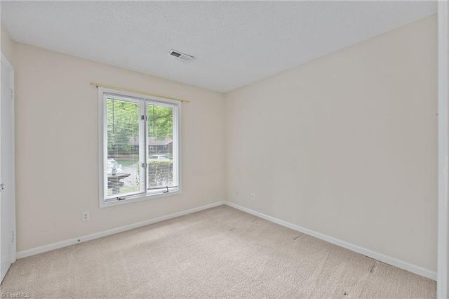 2513 Cottage Place, Greensboro, NC 27455